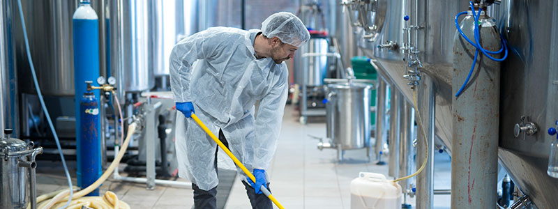 ¿Cómo realizar una correcta Limpieza y Desinfección Industrial?
